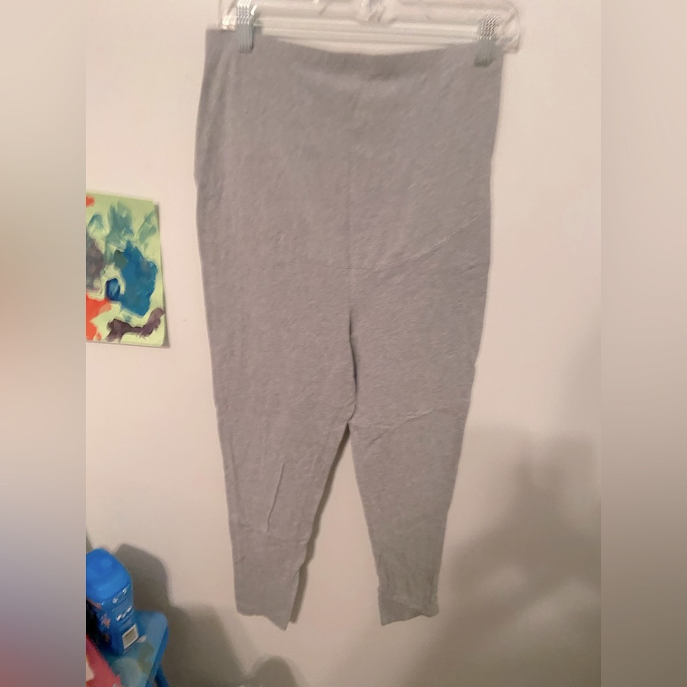 Maternity comfy leggings